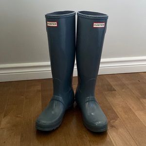 Hunter boots and socks, size 7 or 8 see label..
